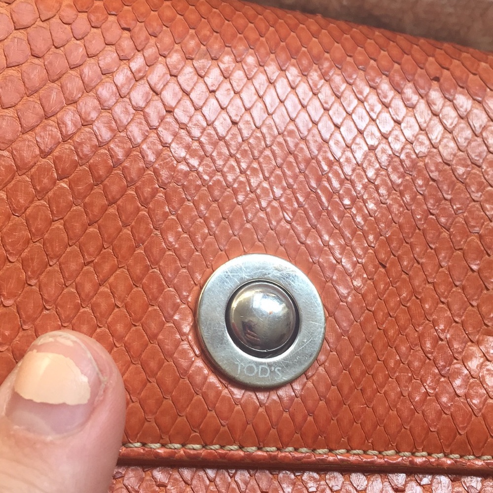 Tod’s Python Orange Wallet - image 3